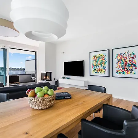 דירה Ocean Lodge- Meerblick, Terrasse, Balkon, Kaminofen אולפניץ