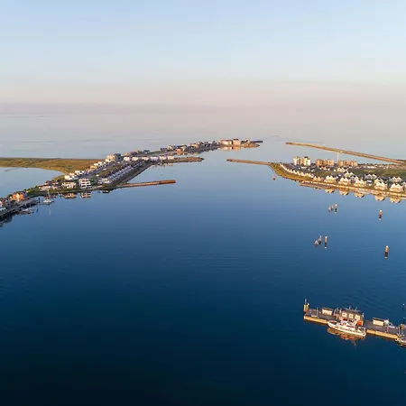 Ocean Lodge- Meerblick, Terrasse, Balkon, Kaminofen אולפניץ